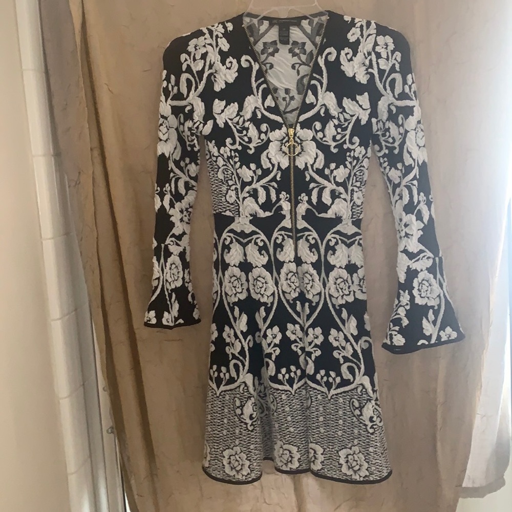 Embroidery dress